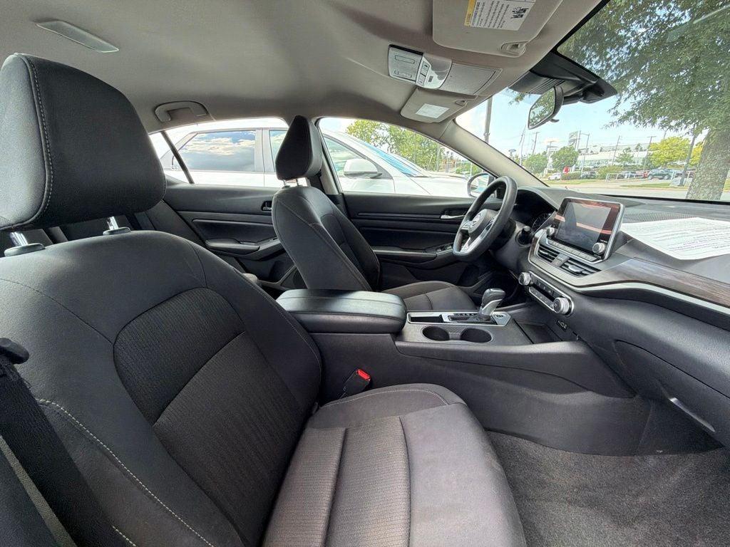 2025 Nissan Altima 2.5 SV CarFax 1-OWNER