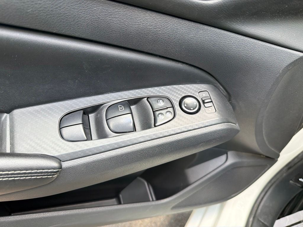 2025 Nissan Altima 2.5 SV CarFax 1-OWNER