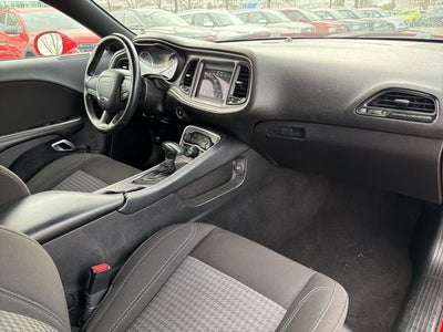 2022 Dodge Challenger SXT