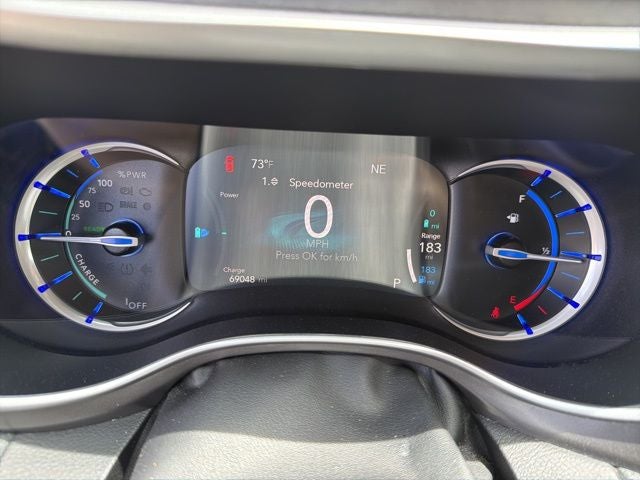 2023 Chrysler Pacifica Hybrid Touring L