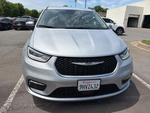 2023 Chrysler Pacifica Hybrid Touring L