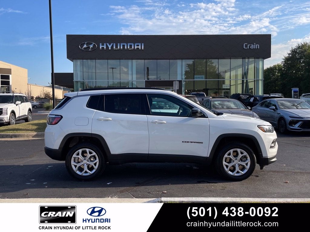 2024 Jeep Compass Latitude Clean CarFax, One Owner