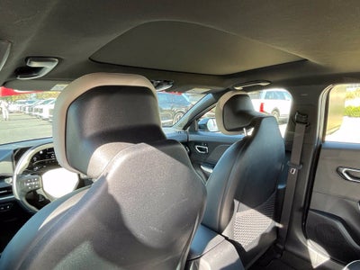 2025 Kia K4 GT-Line Pano Roof, One Owner