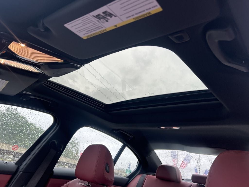 2025 BMW 3 Series 330i CLEAN CARFAX 1-OWNER