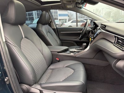 2020 Toyota Camry SE