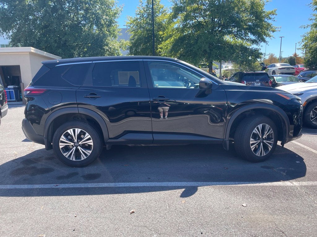 2023 Nissan Rogue SV Clean CarFax, Low Miles