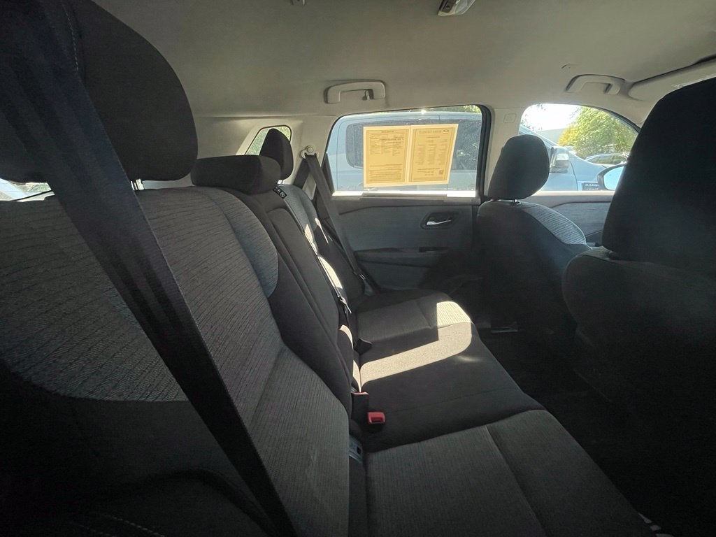 2023 Nissan Rogue SV Clean CarFax, Low Miles