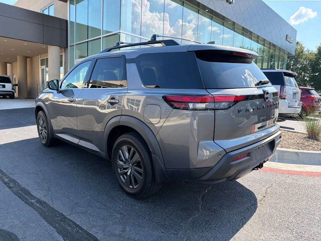 2022 Nissan Pathfinder SV 4WD, Clean CarFax, CarFax One Owner