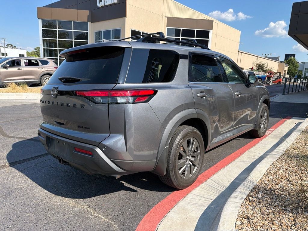2022 Nissan Pathfinder SV 4WD, Clean CarFax, CarFax One Owner