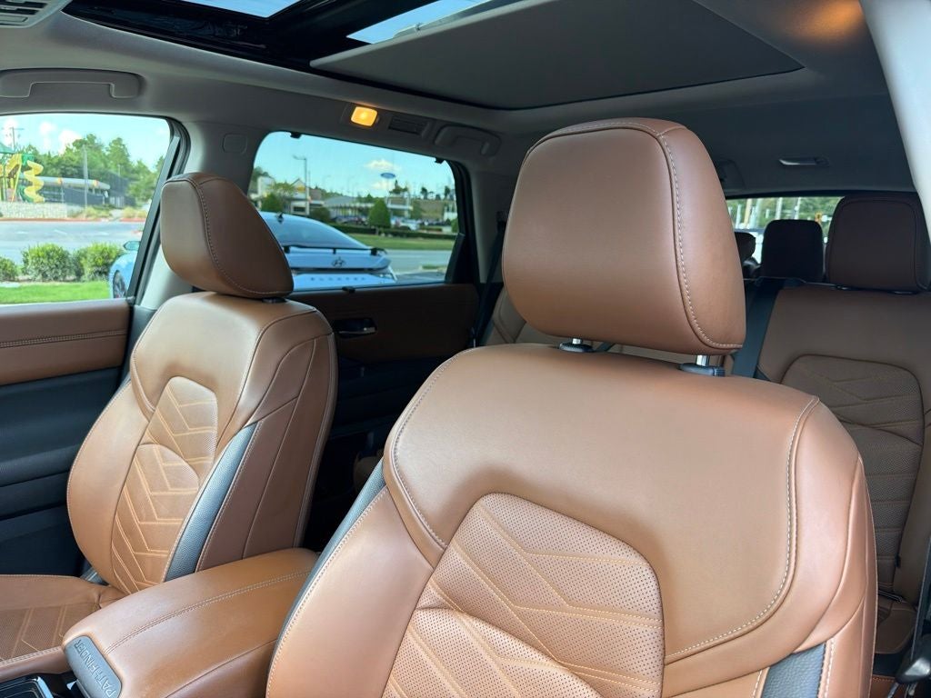 2024 Nissan Pathfinder Platinum CLEAN CARFAX