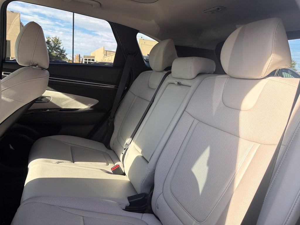 2024 Hyundai Tucson Limited Pano Roof, Leather, Clean CarFax, One Owner