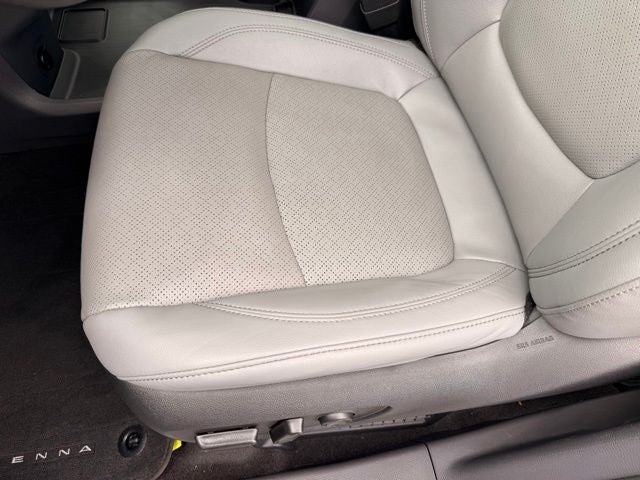 2023 Toyota Sienna Limited 7 Passenger