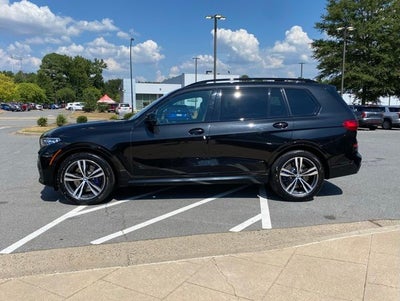 2020 BMW X7 M50i