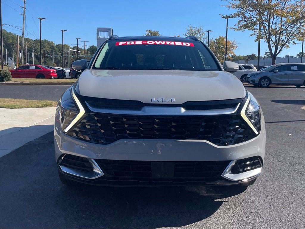 2025 Kia Sportage SX Pano Roof, Leather, One Owner