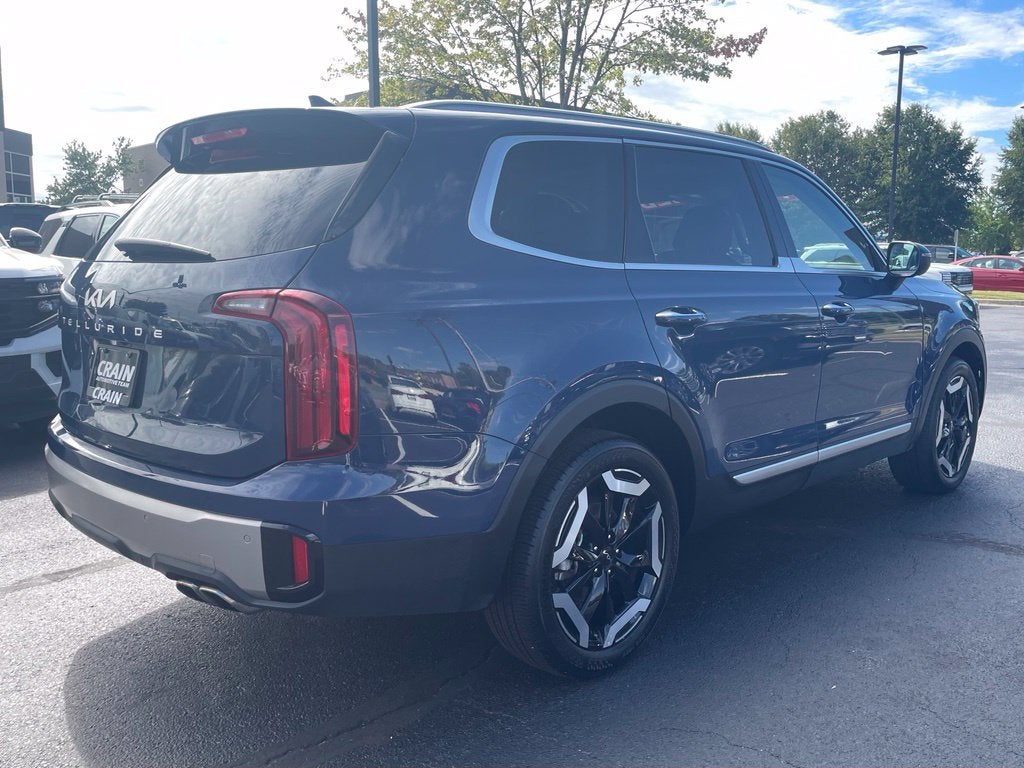 2025 Kia Telluride S Leather, Moonroof, Third Row, Clean CarFax