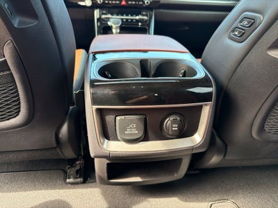 2023 Kia Carnival SX Prestige Clean CarFax, One Owner