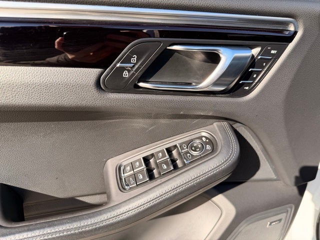 2021 Porsche Macan S