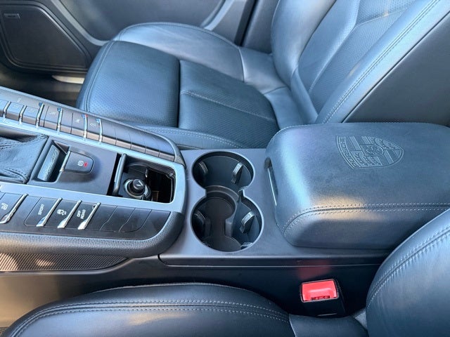 2021 Porsche Macan S