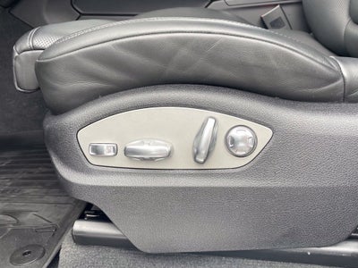 2022 Porsche Macan S Premium Plus Pkg, Clean CarFax, One Owner, Low Mil