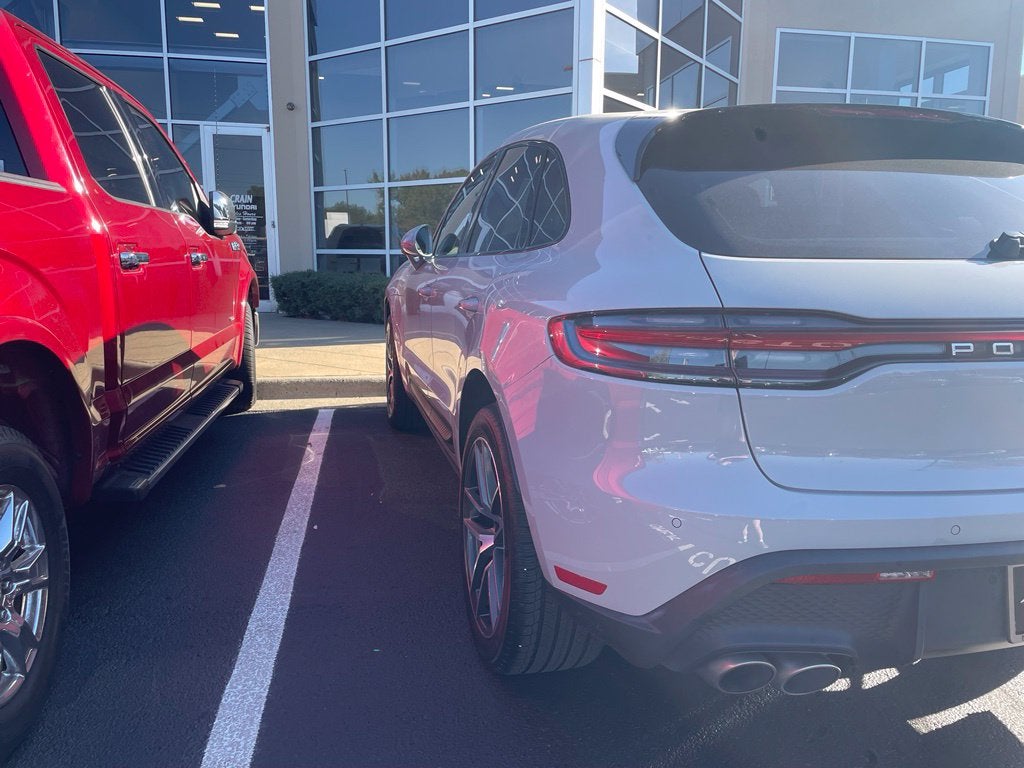 2022 Porsche Macan S Premium Plus Pkg, Clean CarFax, One Owner, Low Mil