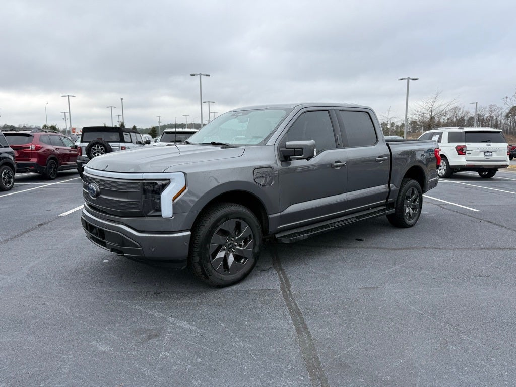 2022 Ford F-150 Lightning Lariat