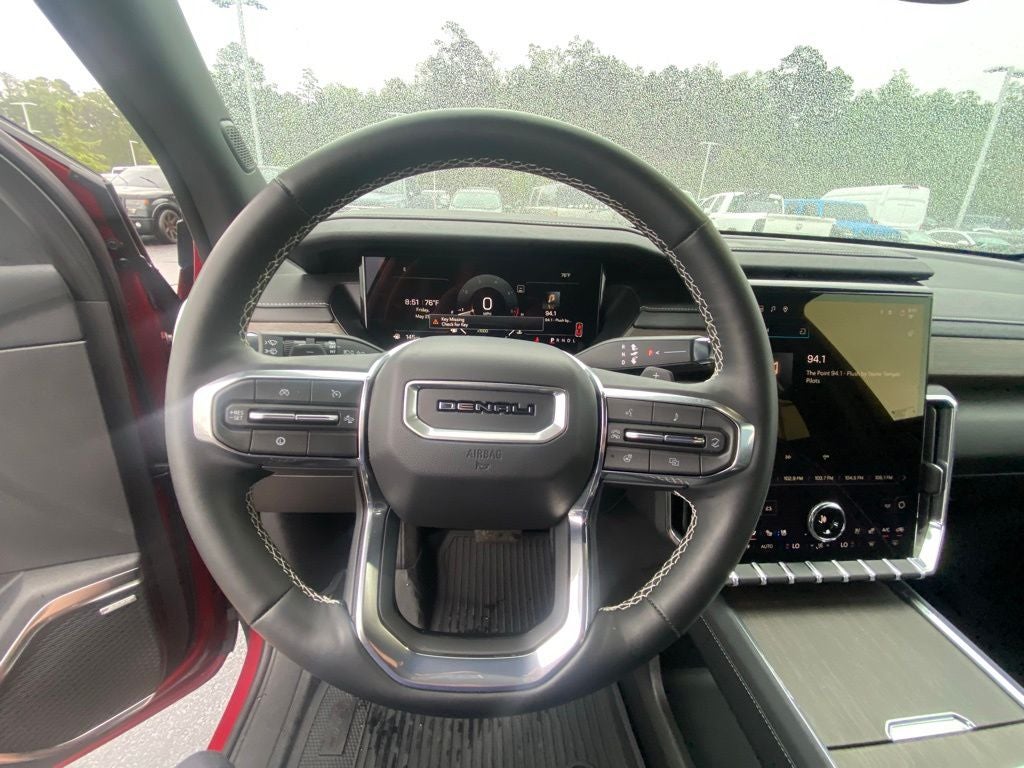 2025 GMC Acadia Denali