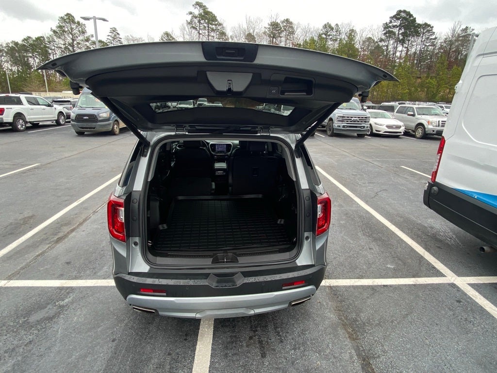 2023 GMC Acadia SLT