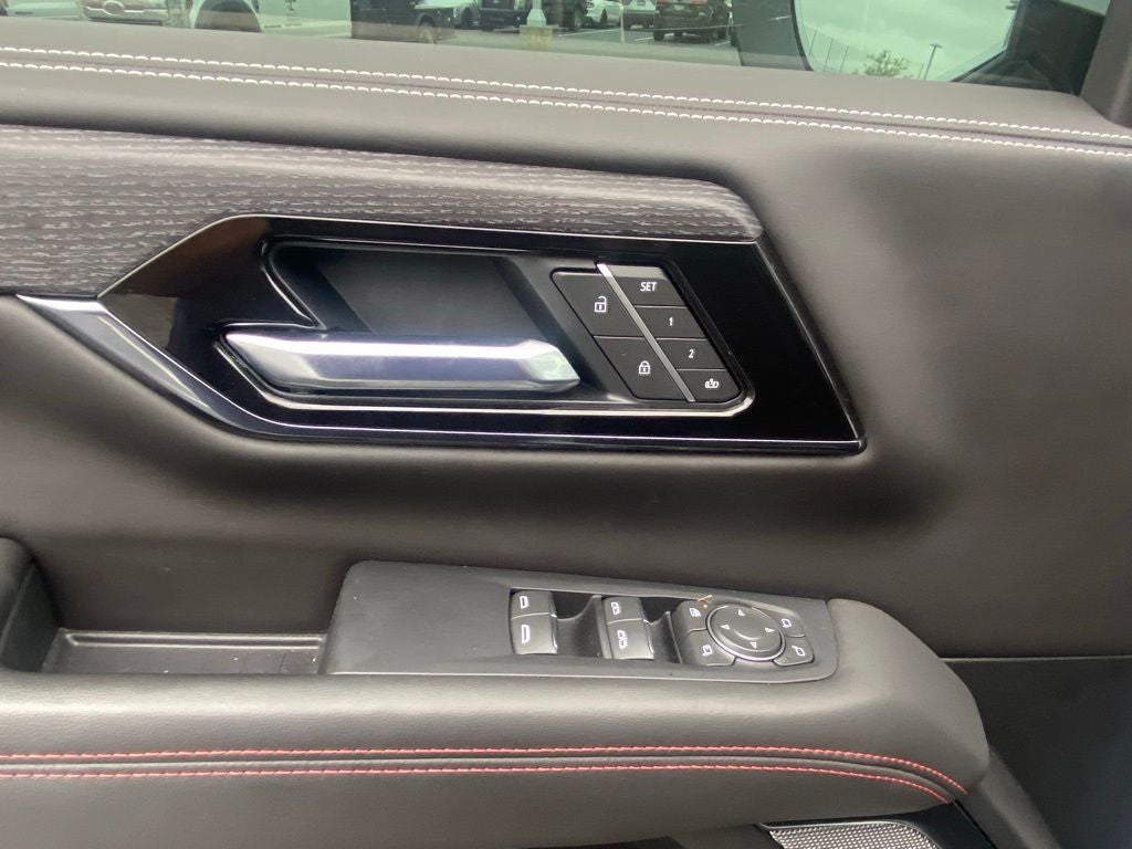 2025 GMC Yukon AT4 Ultimate