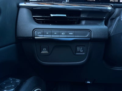 2022 Cadillac Escalade Luxury