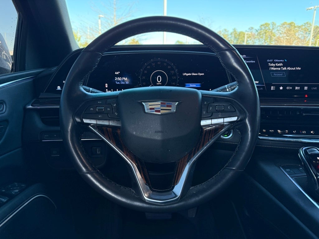 2022 Cadillac Escalade Luxury