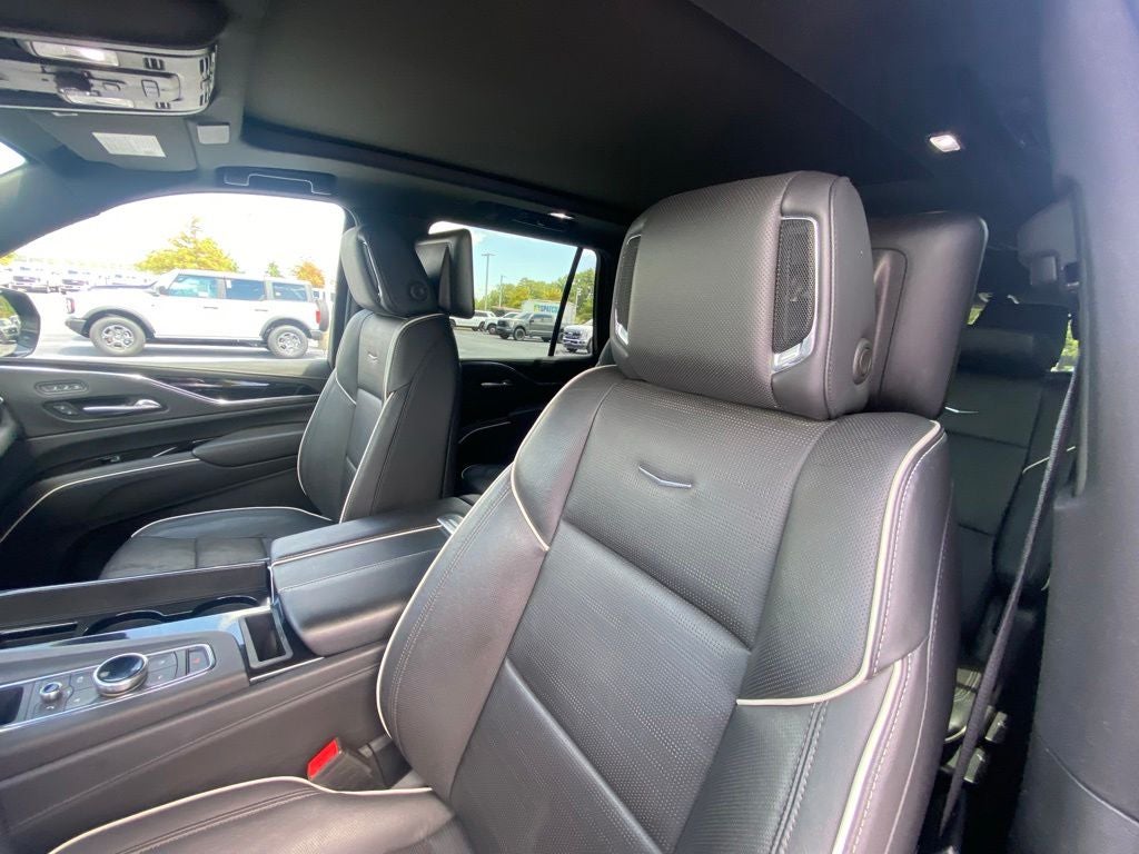 2023 Cadillac Escalade Sport