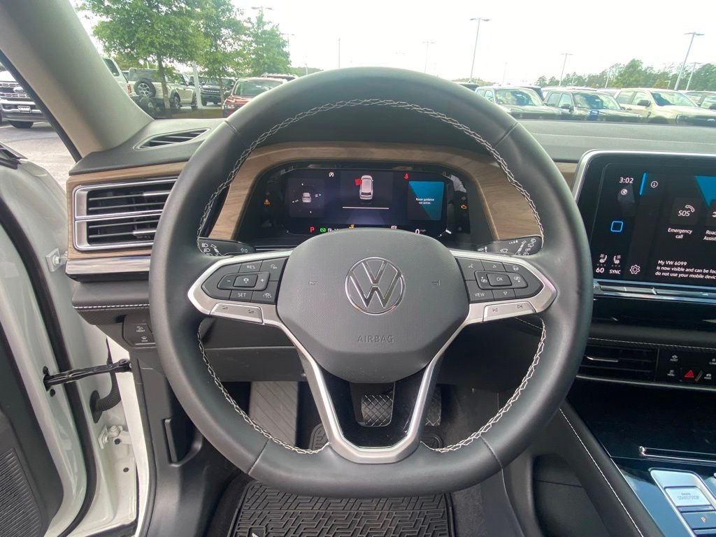 2024 Volkswagen Atlas 2.0T SE w/Technology