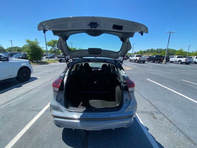 2022 Nissan Kicks SV
