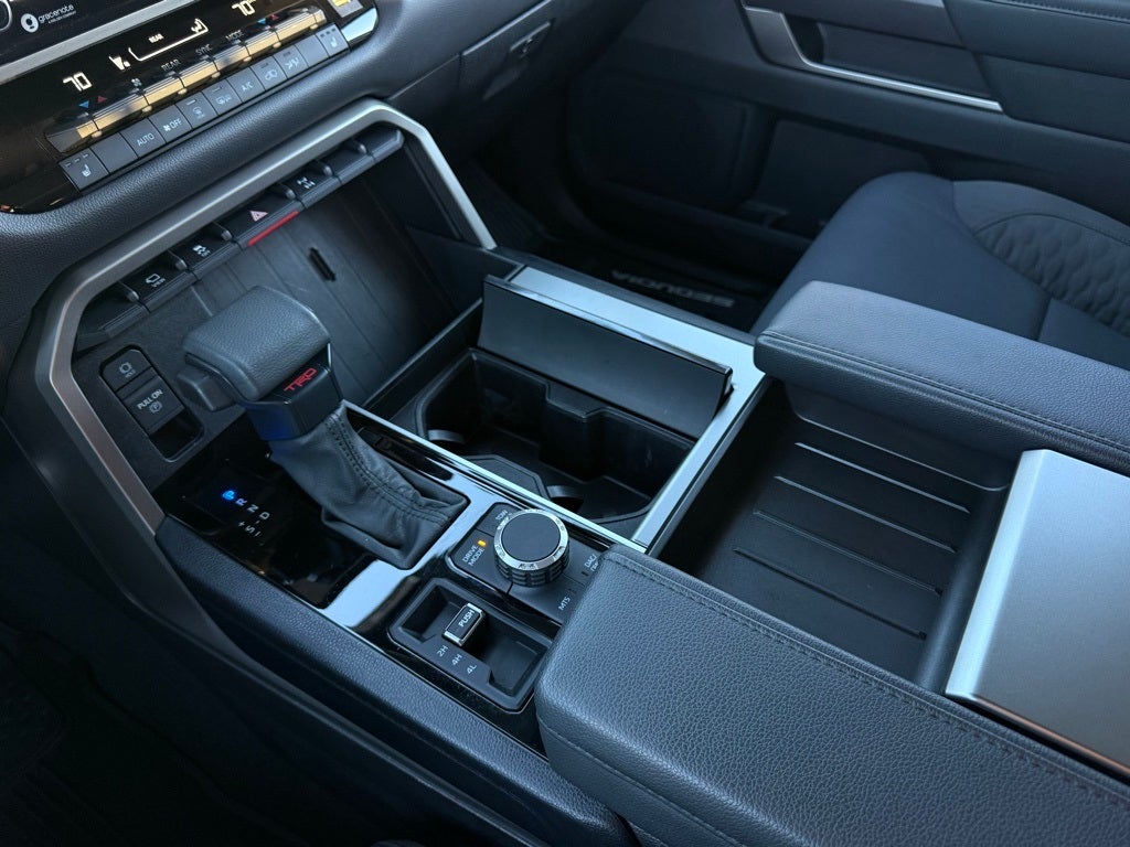 2024 Toyota Sequoia SR5