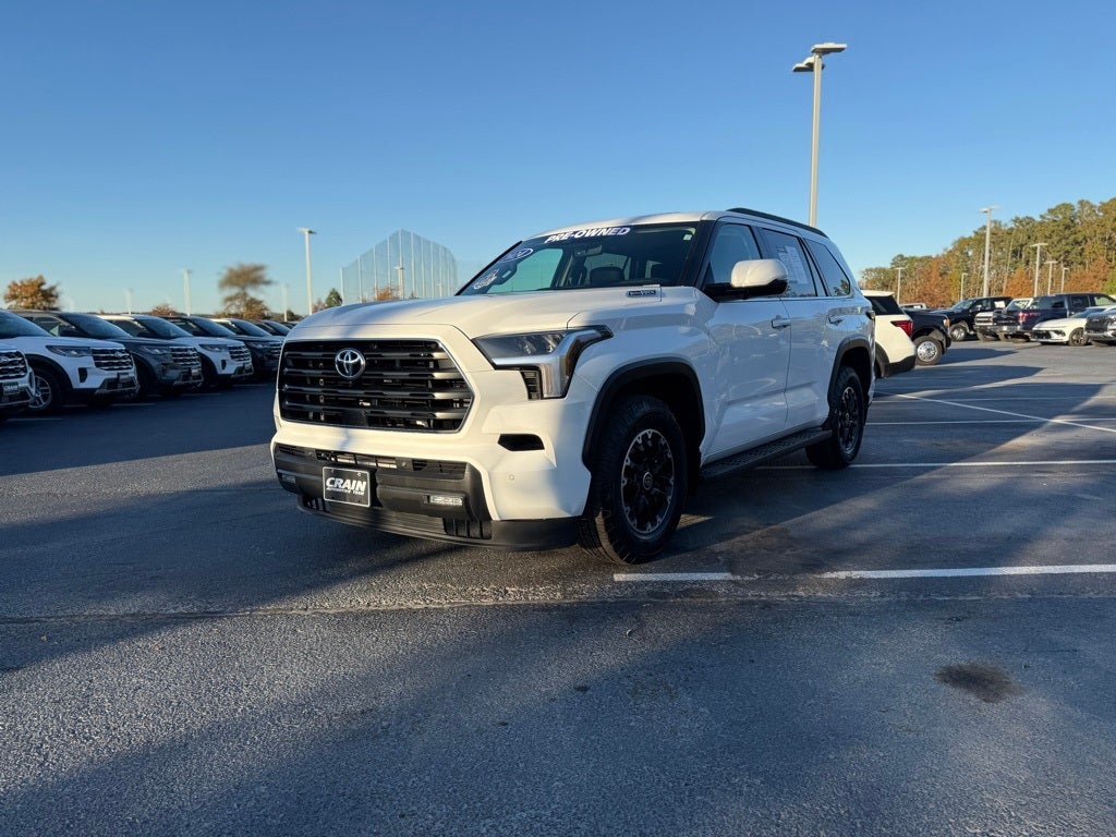 2024 Toyota Sequoia SR5