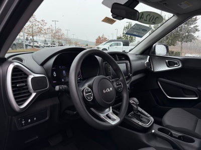 2024 Kia Soul LX