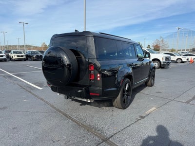 2024 Land Rover Defender 130 X-Dynamic SE