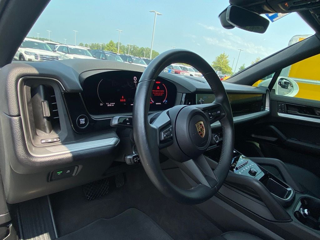 2024 Porsche Cayenne Base