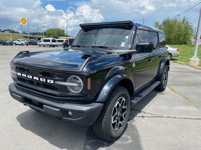 2024 Ford Bronco Outer Banks