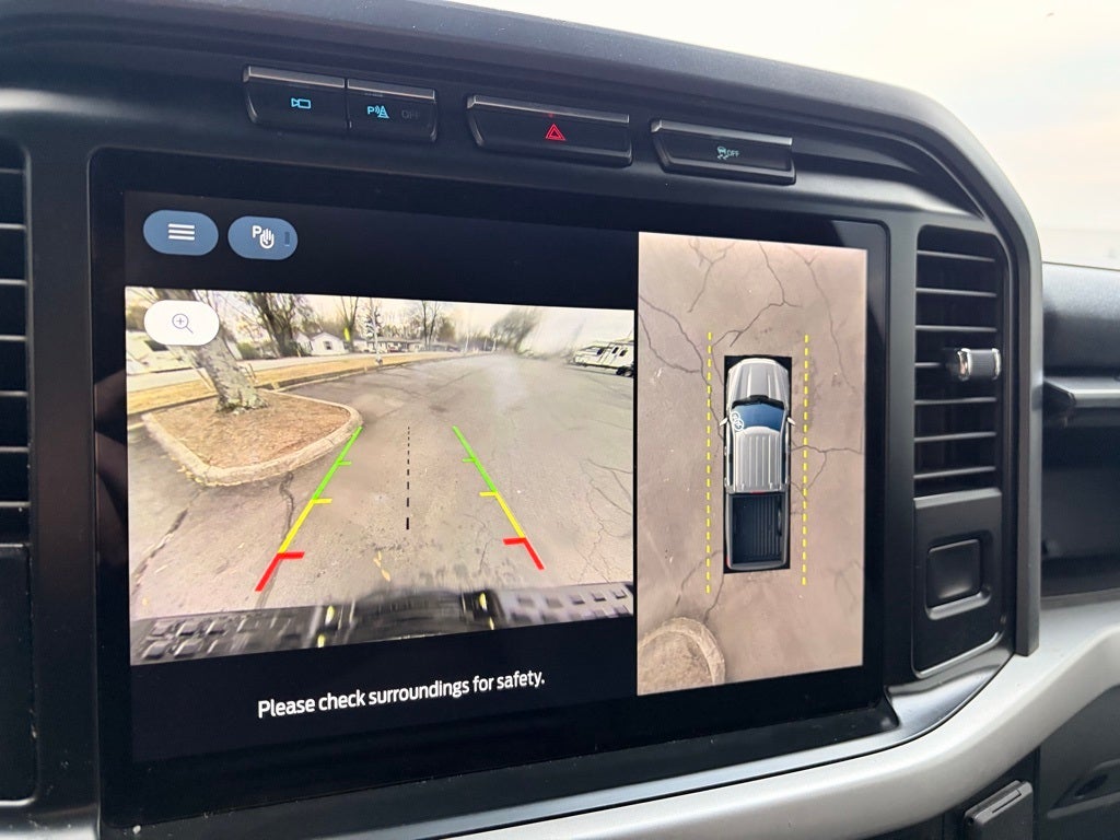 2023 Ford F-150 Lightning XLT