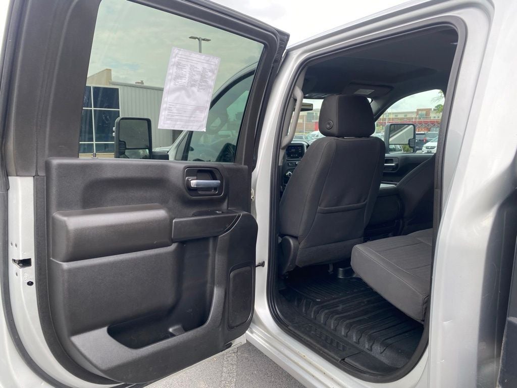 2023 GMC Sierra 3500HD Pro 177 WB