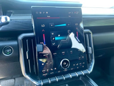 2025 GMC Acadia AT4 - AWD - PANO ROOF - ONE OWNER