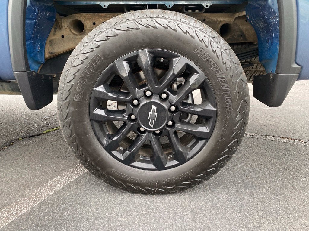 2025 Chevrolet Silverado 2500HD Custom - 4WD - DURAMAX 6.6L V8