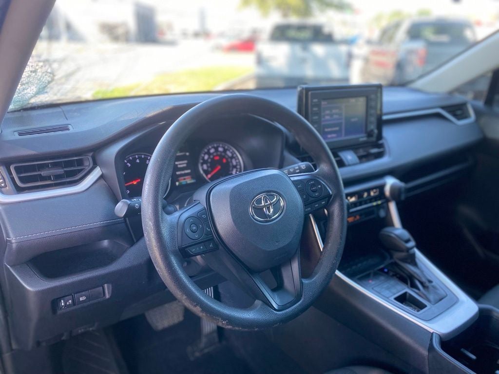 2022 Toyota RAV4 LE - AWD - FORD BLUE CERTIFED