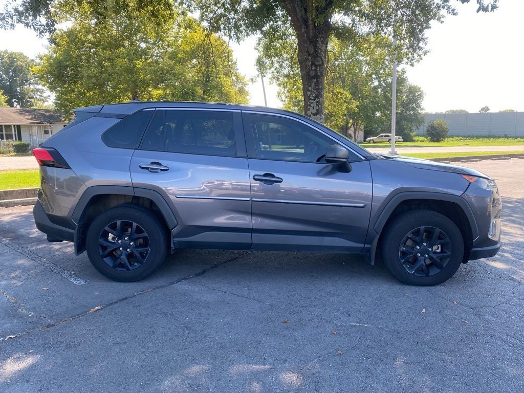 2022 Toyota RAV4 LE - AWD - FORD BLUE CERTIFED