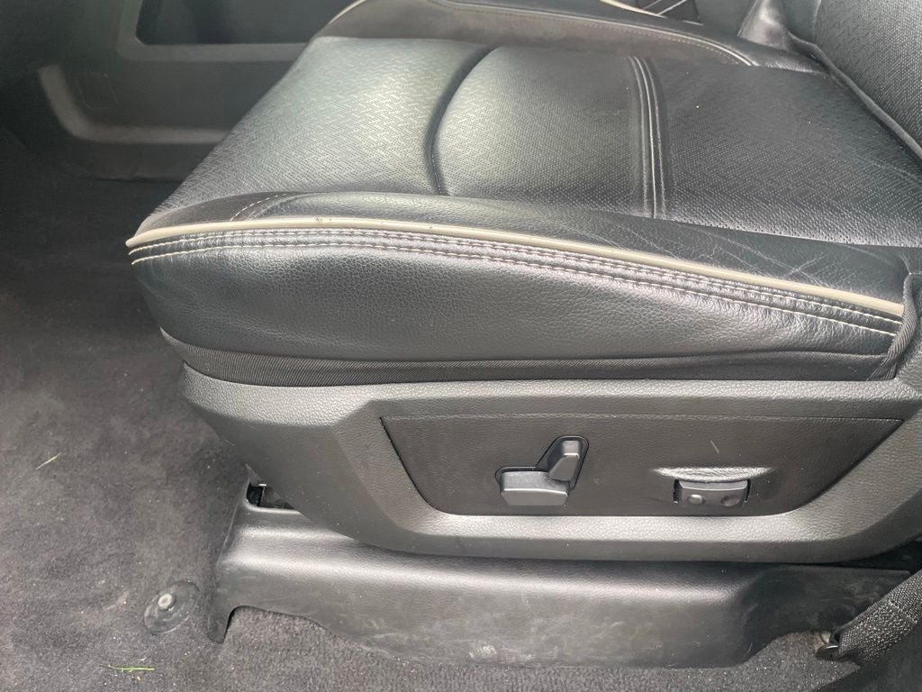 2024 RAM 3500 Laramie - 4WD - ONE OWNER CLEAN CARFAX