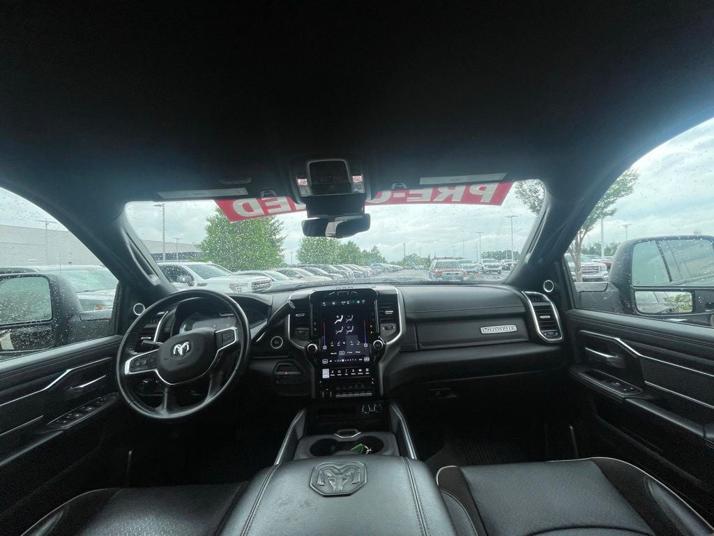 2024 RAM 3500 Laramie - 4WD - ONE OWNER CLEAN CARFAX