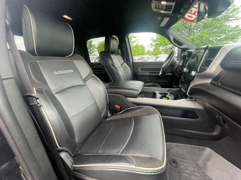 2024 RAM 3500 Laramie - 4WD - ONE OWNER CLEAN CARFAX