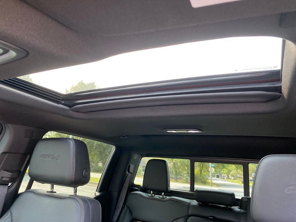 2025 GMC Sierra 1500 AT4 - TECH PKG - ONE OWNER - SUNROOF