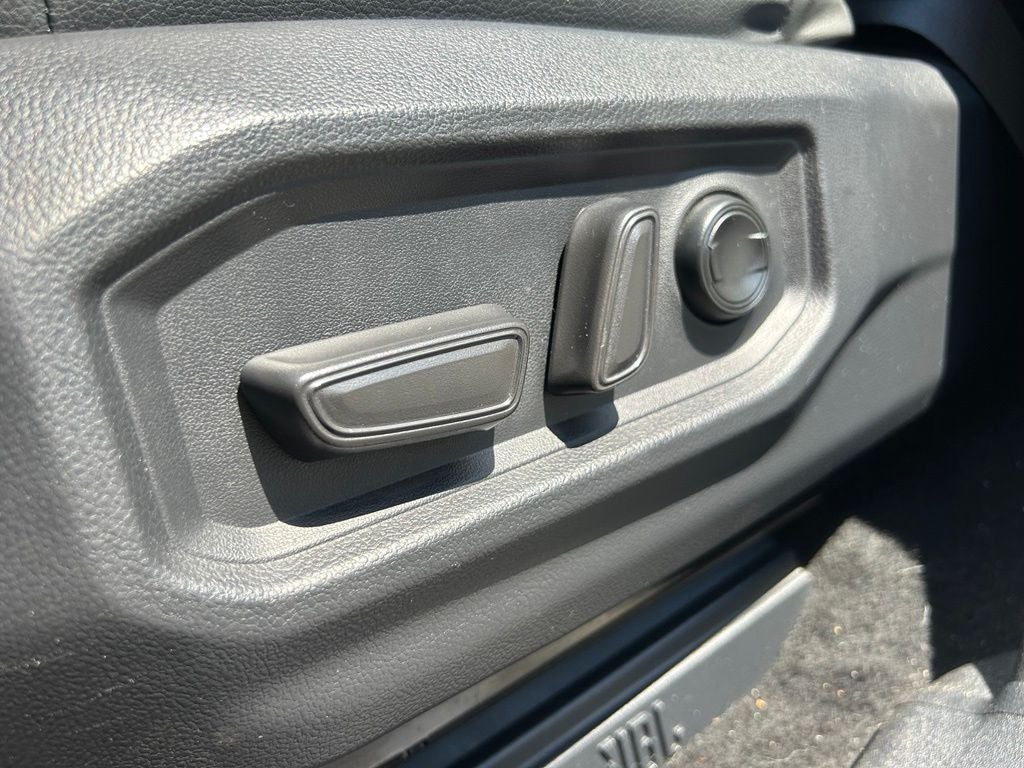 2024 Toyota Tundra Limited - 4WD - PREMIUM PKG